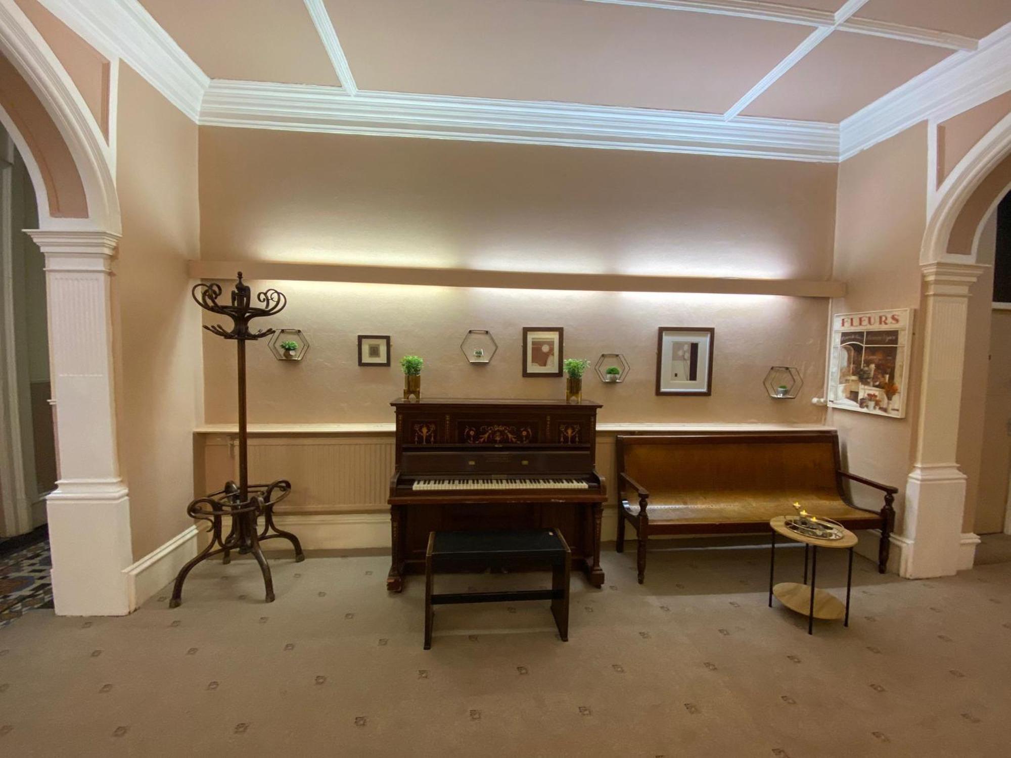 Green Gables Hotel สการ์โบโรห์ ภายนอก รูปภาพ
