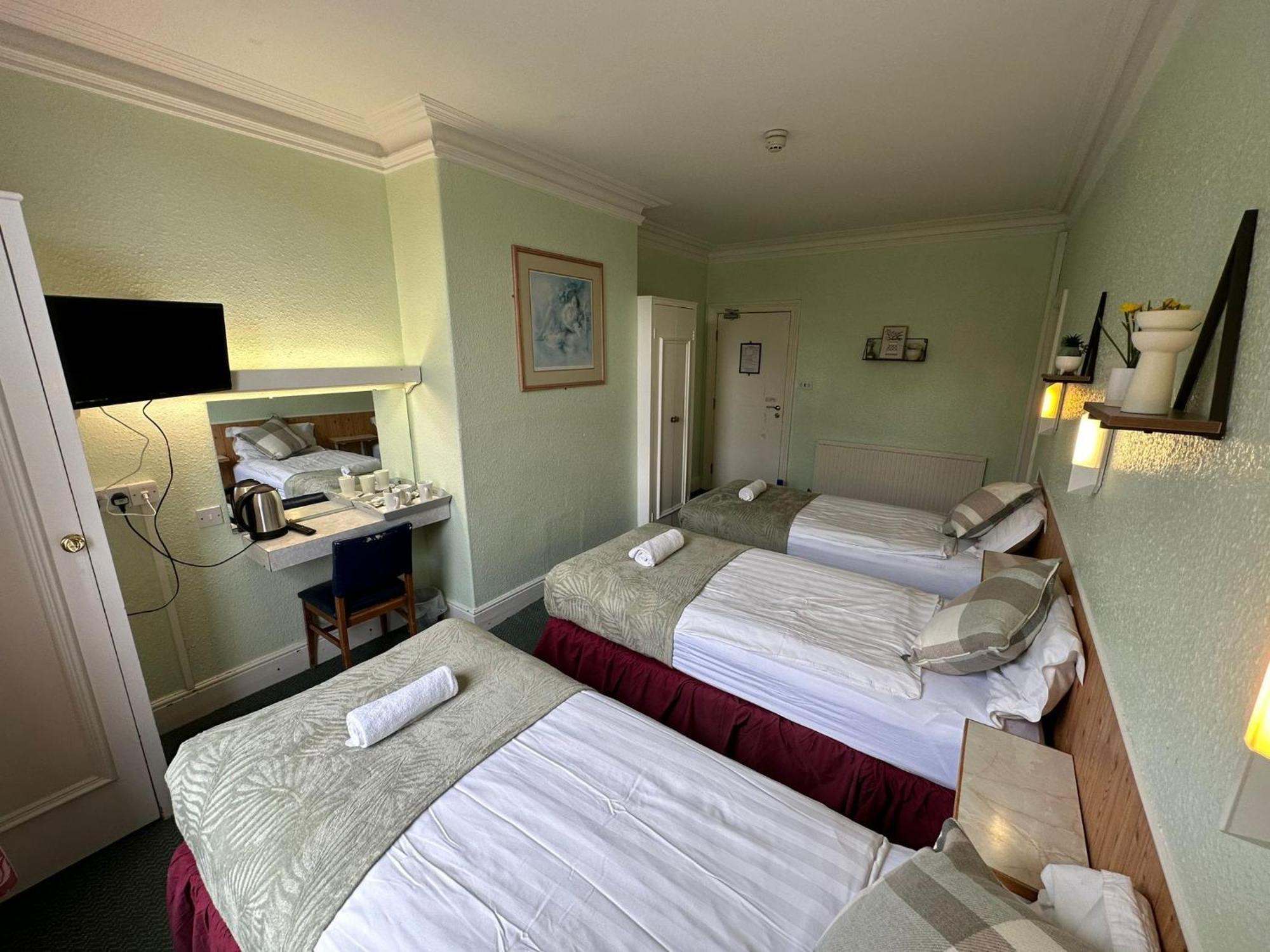 Green Gables Hotel สการ์โบโรห์ ห้อง รูปภาพ