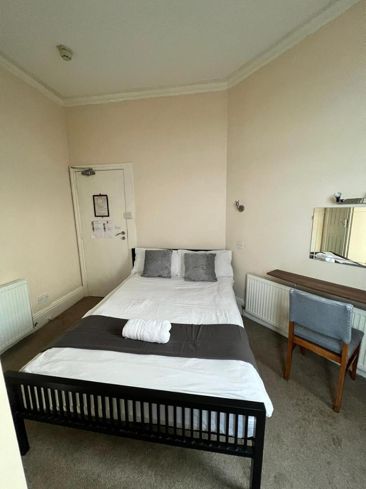 Green Gables Hotel สการ์โบโรห์ ห้อง รูปภาพ