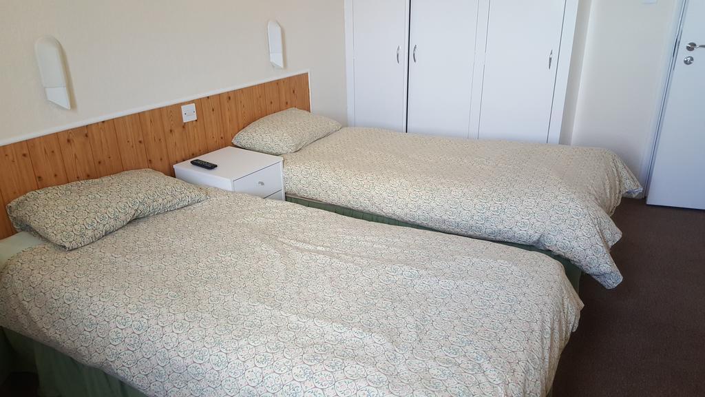 Green Gables Hotel สการ์โบโรห์ ห้อง รูปภาพ