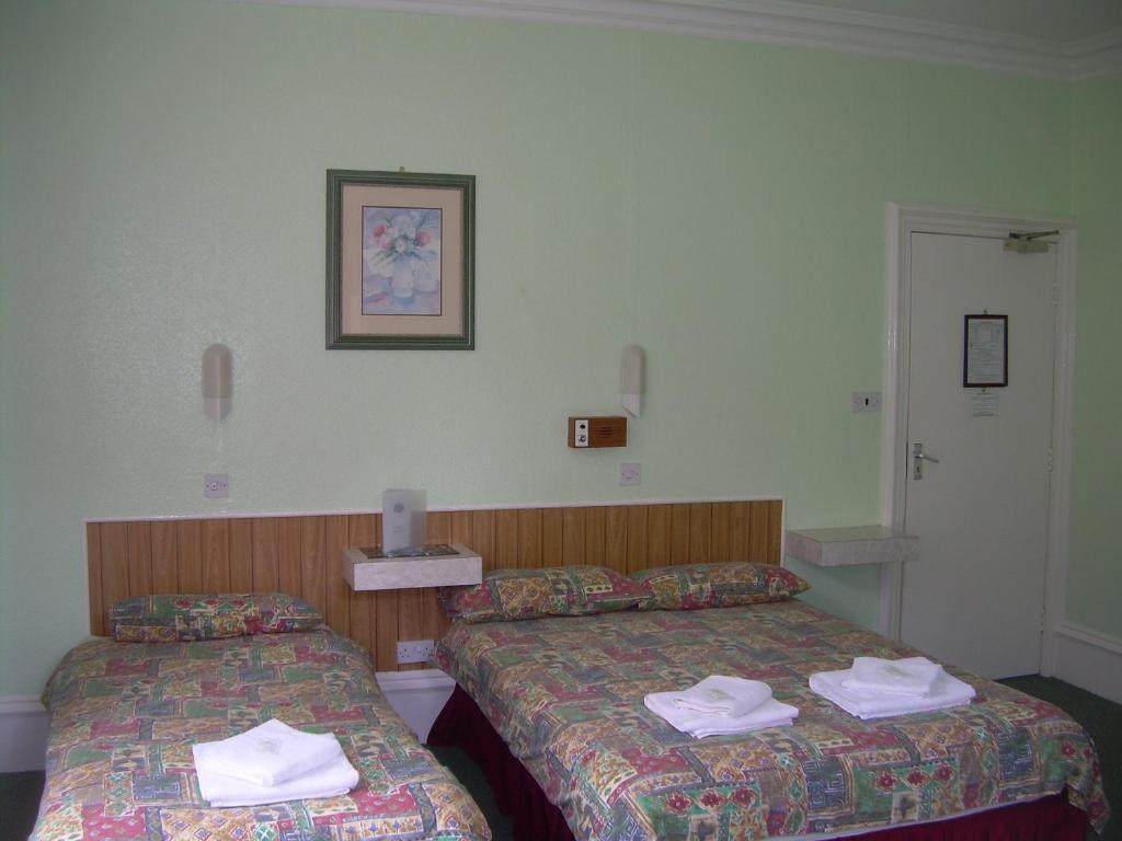 Green Gables Hotel สการ์โบโรห์ ห้อง รูปภาพ