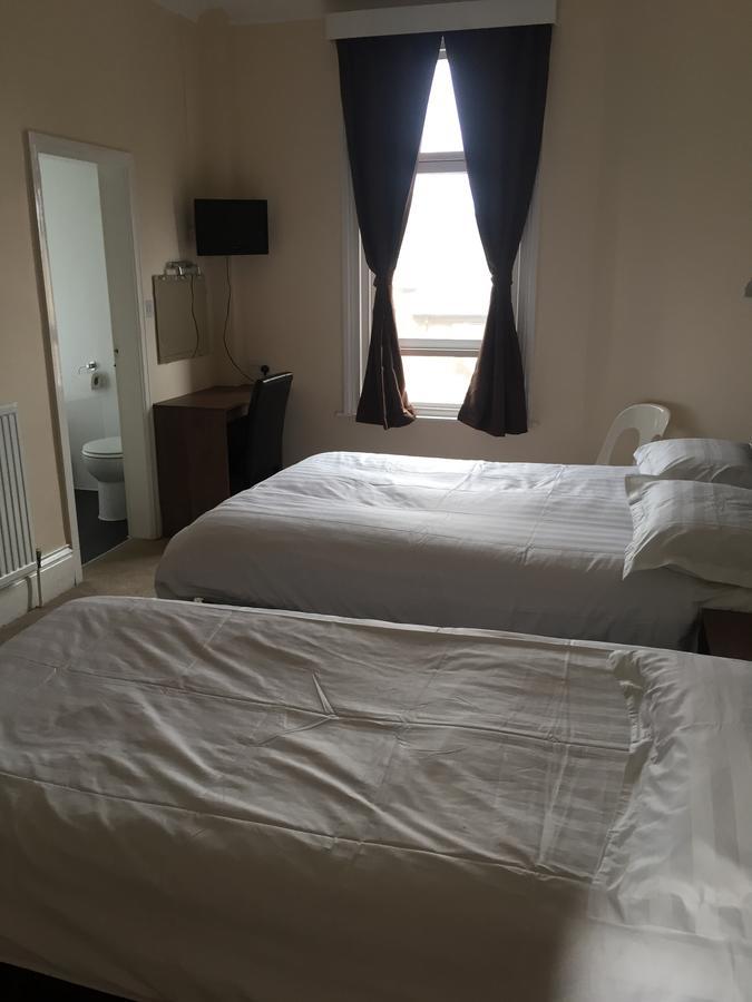 Green Gables Hotel สการ์โบโรห์ ภายนอก รูปภาพ